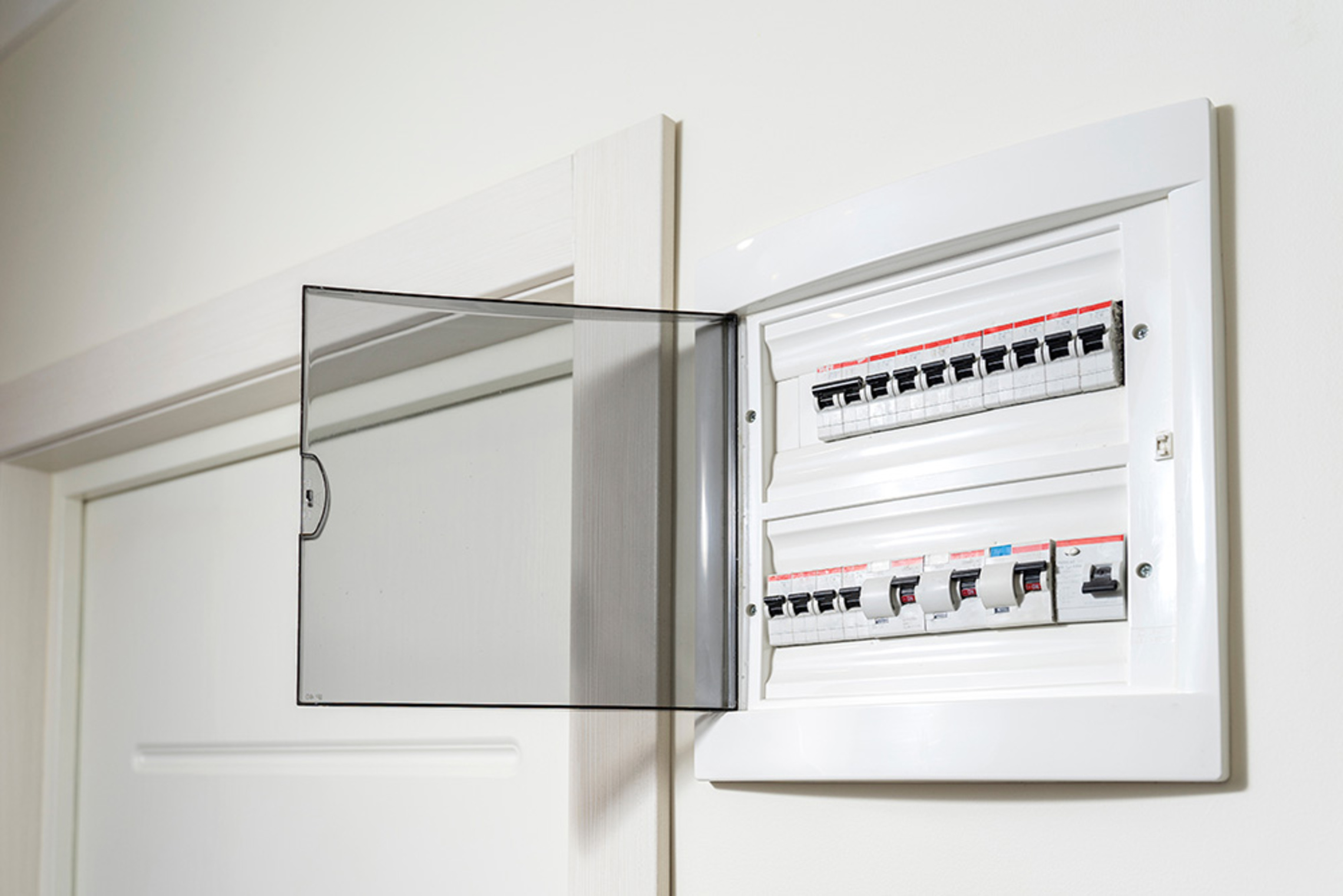 Über&shy;spannungs&shy;schutz bei Elektro-Service-Ganz in Hammelbach